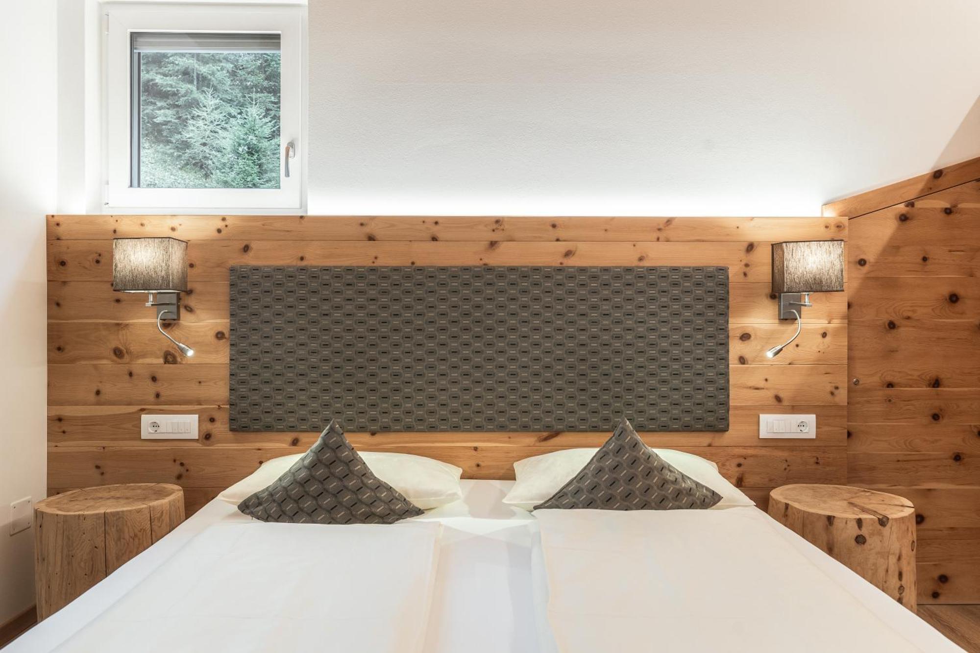 Hotel La Pineta Selva di Val Gardena Room photo