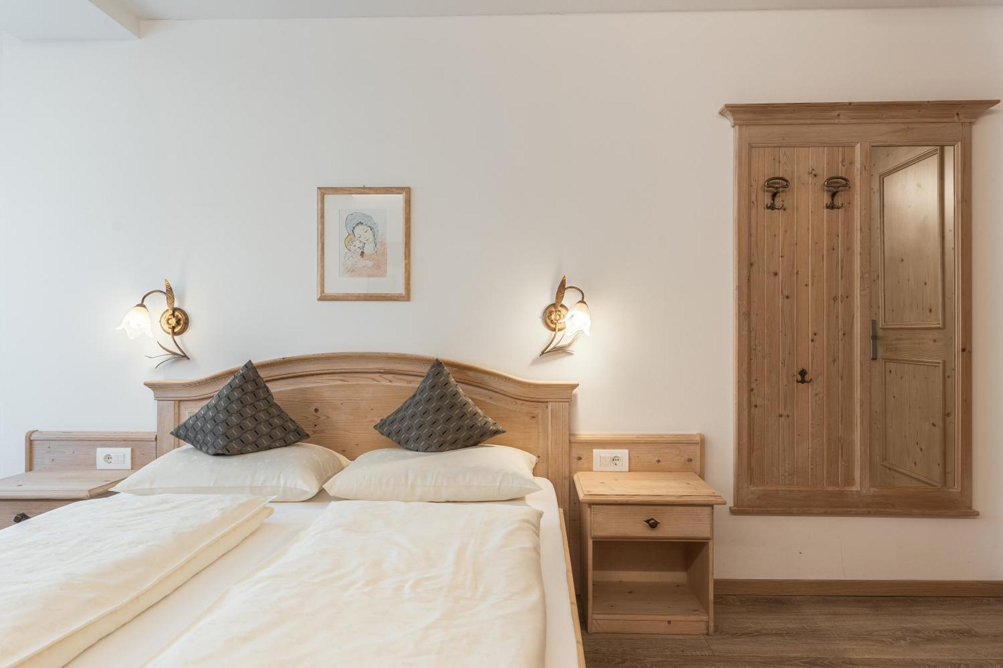 Hotel La Pineta Selva di Val Gardena Room photo